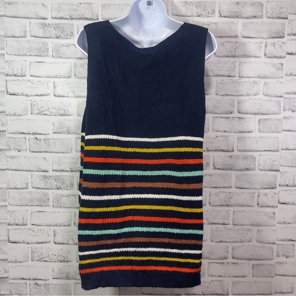 Entro Stripped V-Neck Breathable Sweater Tank NWT Large - Picture 2 of 8